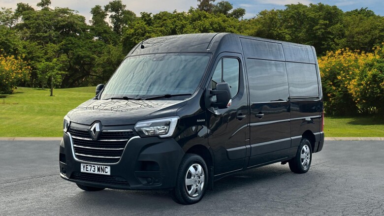 Renault Master Mwb Diesel Fwd MM35 Blue dCi 135 Advance Medium Roof Van